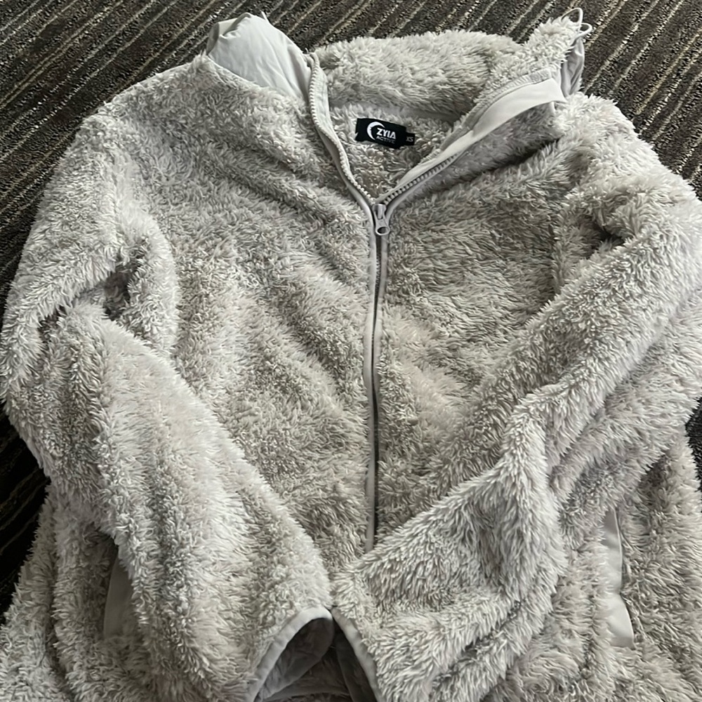 ZYIA fleece